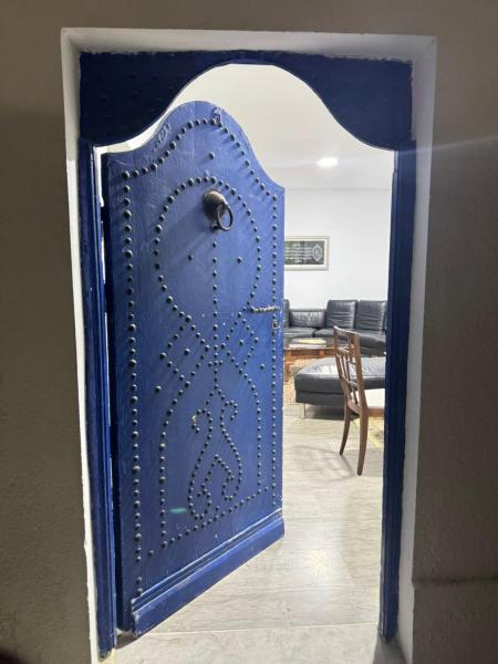 La Marsa Maison avec jardin, terrasse parking Wifi Illimité, Ла-Марса