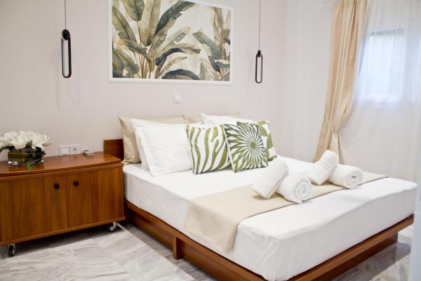A la foto es mostra l'objecte Ermis Mini Suite # 01 situat a la ciutat de Calcis.