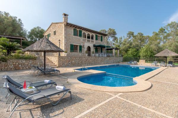 A la foto es mostra l'objecte Ideal Property Mallorca - Son Capellet situat a la ciutat de Petra.