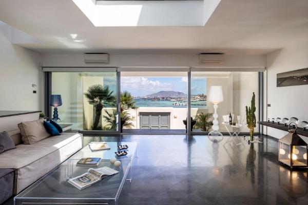 A la foto es mostra l'objecte DIMORA EGADINA GIOVANNI 4&2, Emma Villas situat a la ciutat de Favignana.