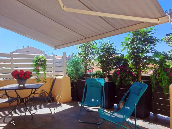 A la foto es mostra l'objecte L''indochine situat a la ciutat de Perpinyà.