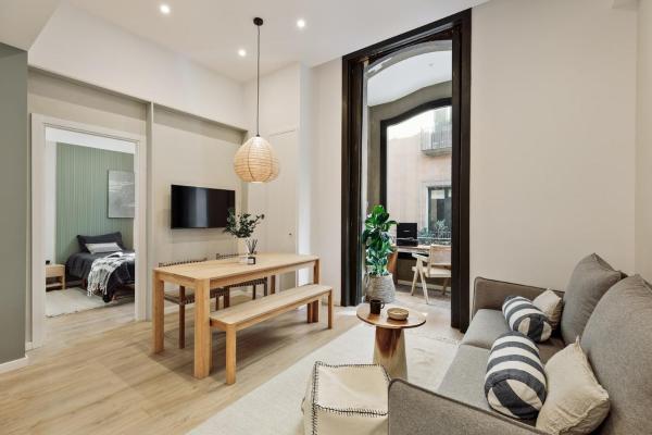 Baronissi - 2 bedrooms and terrace in Ciutat Vella, Barcelone