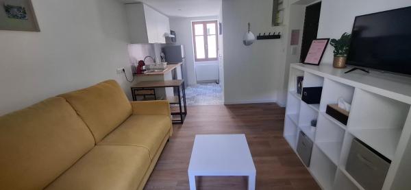 På billedet ses objektet Charmant studio Saint-Sauveur-sur-Tinée beliggende i byen Roure.