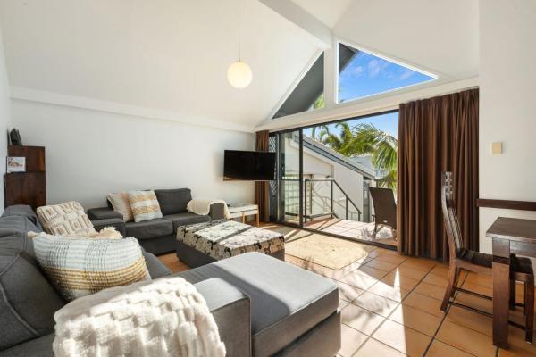Na foto é possível ver o objeto Byron Bay Beachfront Holiday Apartments Loft 11 localizado na cidade de Byron Bay.