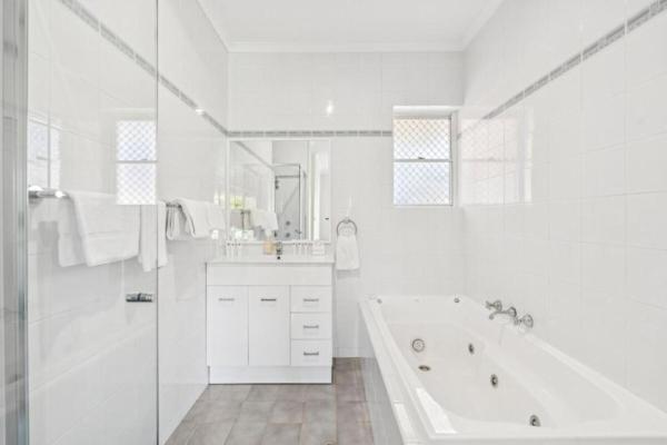 Fotografie 6: Sunray - Beachside Bliss, Sawtell, Beach, Village