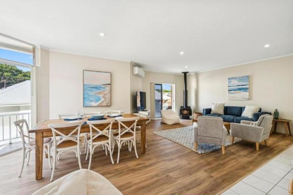 Fotografie 1: Sunray - Beachside Bliss, Sawtell, Beach, Village