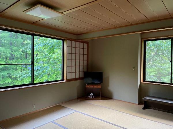 Kuva 5: 四季彩の宿やまぶき