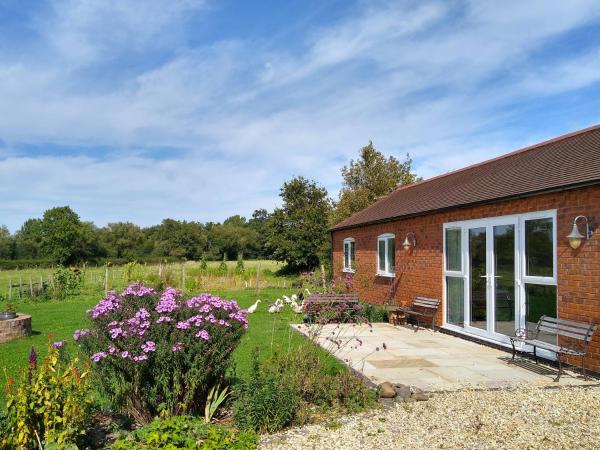 A la foto es mostra l'objecte Manor Farm Cottage situat a la ciutat de Barston.