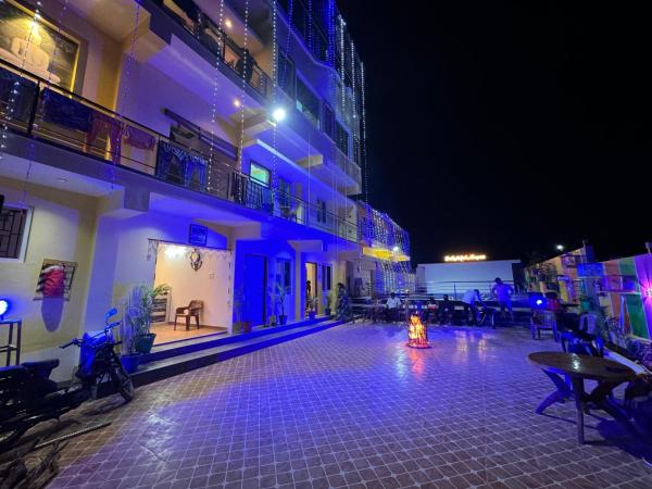 Nella foto è visibile l'oggetto Megaa Resort situato nella città di Āmbūr.