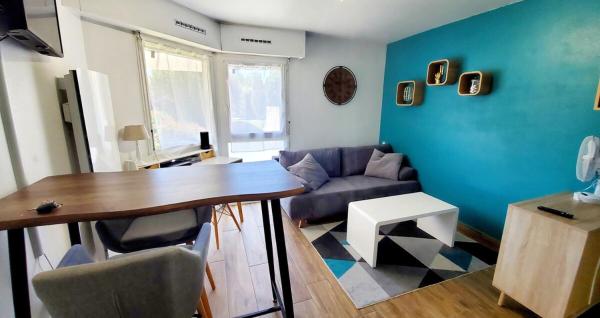 Nella foto è visibile l'oggetto studio agréable à 2 pas du centre ville, parking privé situato nella città di Vannes.