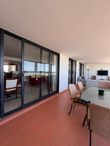 Fotografie 7: Accommodation Front - Comfy 3 Bedroom with Ocean views
