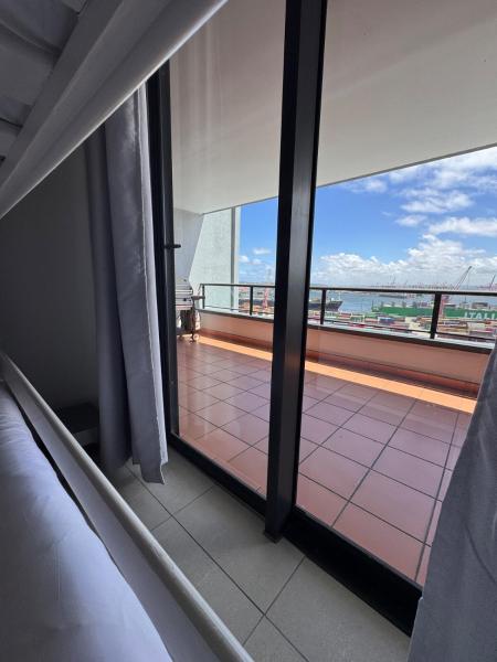 Fotografie 9: Accommodation Front - Comfy 3 Bedroom with Ocean views