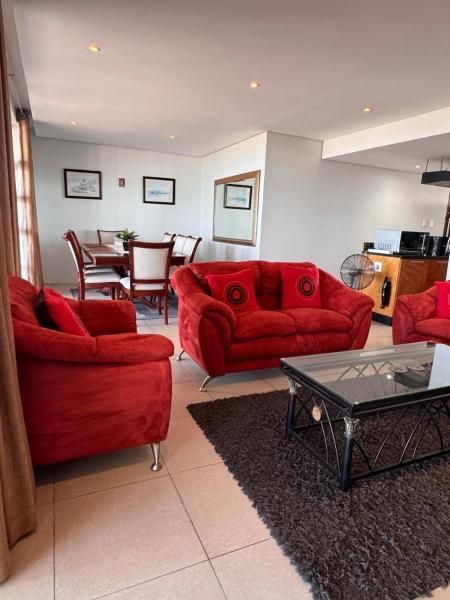 Fotografie 1: Accommodation Front - Comfy 3 Bedroom with Ocean views