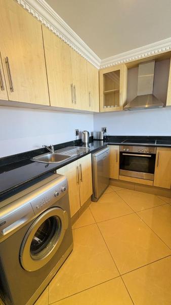 Billede 5: Accommodation Front - Tranquil 2 Sleeper in Point Waterfront