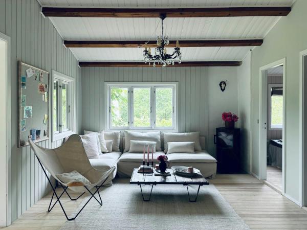 A la foto es mostra l'objecte Summer House On Hilltop Near Kikhavn Beach situat a la ciutat de Hundested.