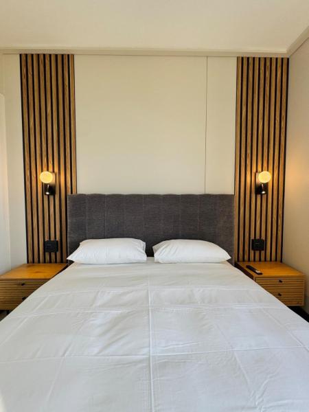 Accommodation Front - Breathtaking 4 sleeper with Sea Viewsの写真7