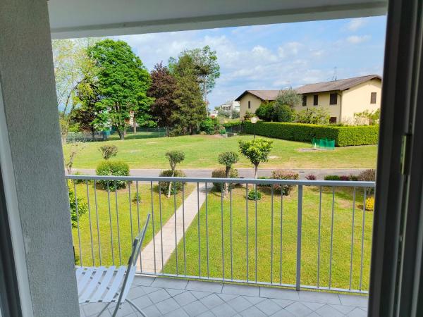 The photo shows the casa gardenia located in the city of Monte.