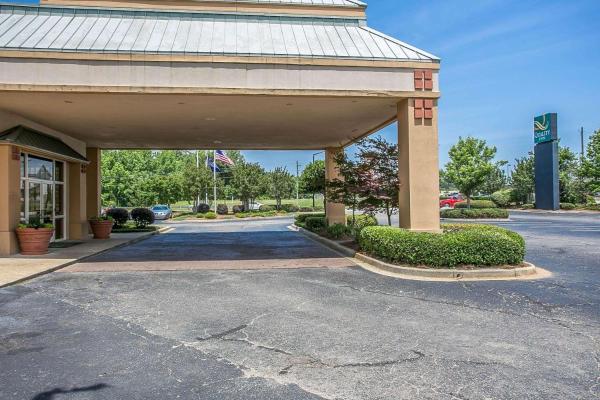 En la foto se muestra el objeto Sumter Inn ubicado en la ciudad de Sumter.