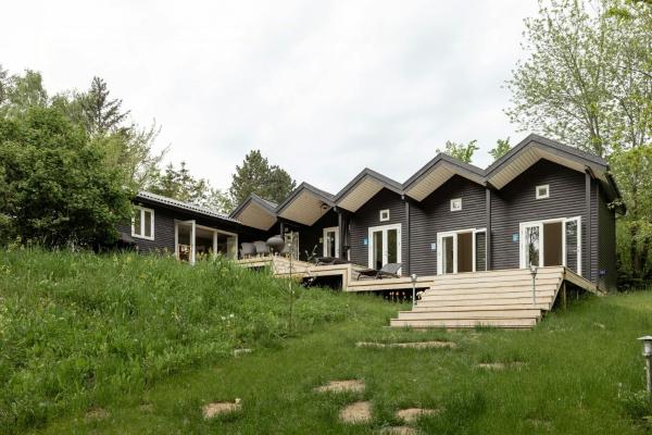 A la foto es mostra l'objecte Architect-Designed Home With Outdoor Space situat a la ciutat de Hundested.