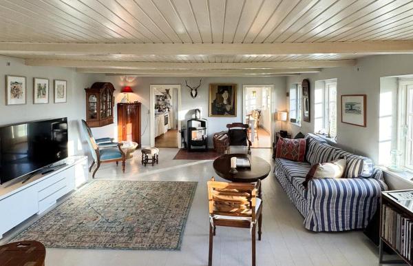 A la foto es mostra l'objecte Spacious House In Lolland's Natural Landscape situat a la ciutat de Søllested.