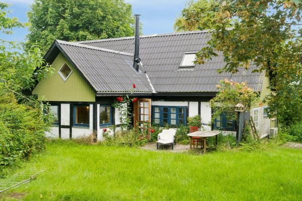 A la foto es mostra l'objecte Private Retreat Near Kragenæs With Field Views situat a la ciutat de Søllested.