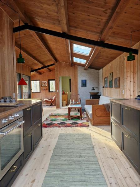 A la foto es mostra l'objecte Cottage Near Hald Beach With Large Garden situat a la ciutat de Hundested.