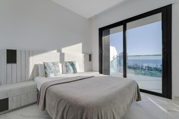 Fotografia 7: Sunset 223 by Costa Activa Rentals