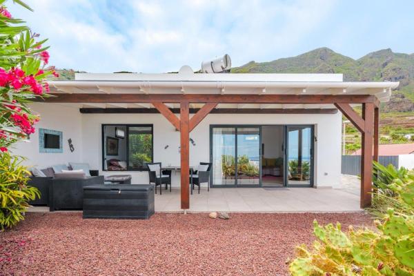 A la foto es mostra l'objecte Las Pardelas, Ferienhaus mit Meer-, Küsten- und Bergblick im grünen Norden Teneriffas situat a la ciutat de Las Cruces.