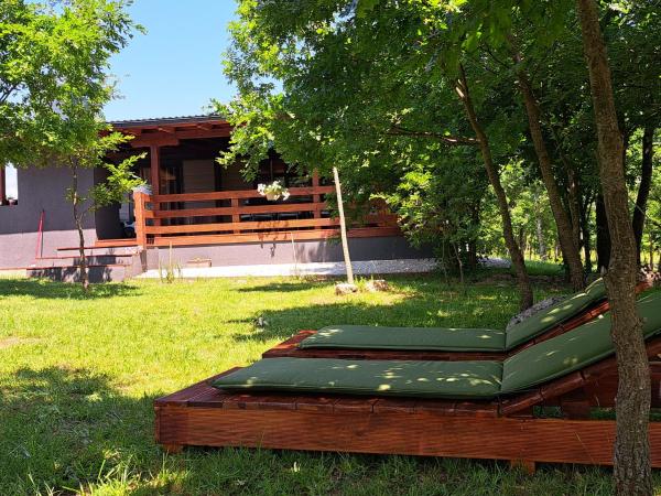 A la foto es mostra l'objecte De Luxe mobilna kuća Kijani, 44m2 situat a la ciutat de Srb.