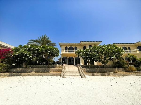A la foto es mostra l'objecte Amazing 4 bedrooms Villa private Beach and Pool In palm Jumeirah Dubai situat a la ciutat de Dubai.
