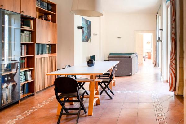 Na foto é possível ver o objeto Maiorani Family Apartment nel Centro di Napoli by Wonderful Italy localizado na cidade de Naples.