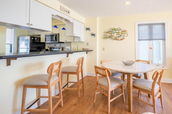 Fotografie 7: Oceanfront with Awesome Amenities - Ocean Dunes 1002