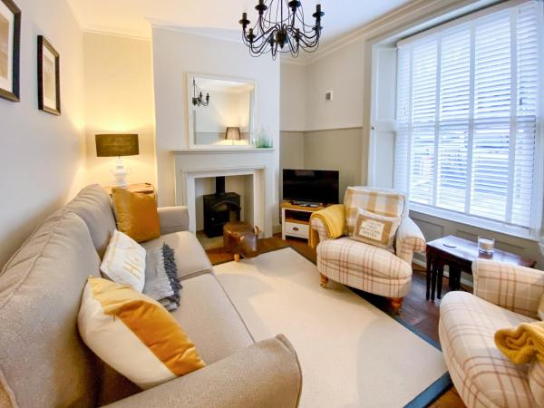 Darton Cottage - Sandsend Beach