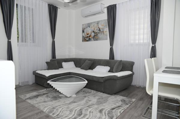 A la foto es mostra l'objecte Apartmani BB Stijacic situat a la ciutat de Trebinje.