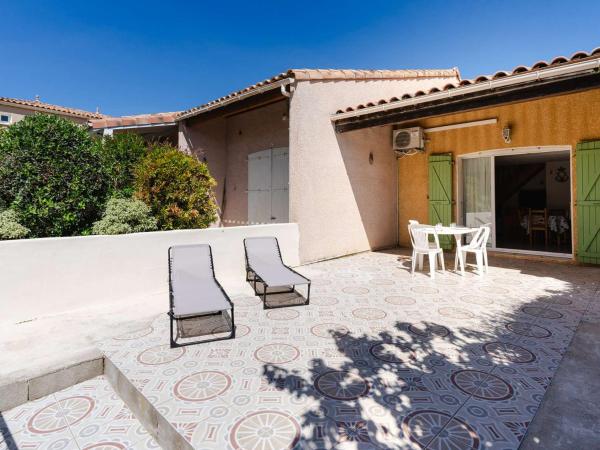 A la foto es mostra l'objecte Villa pour 6 pers. avec parking et climatisation - FR-1-409-284 situat a la ciutat de Fleury.