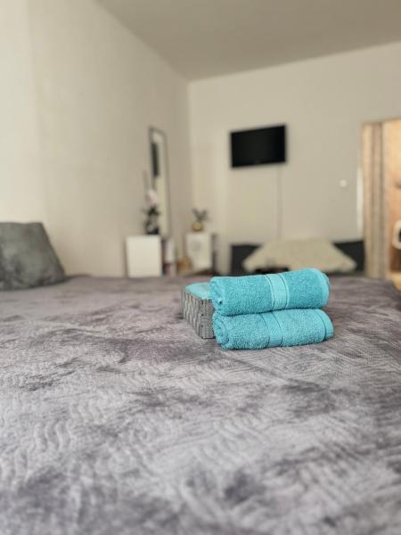 Apartment 23, Прага