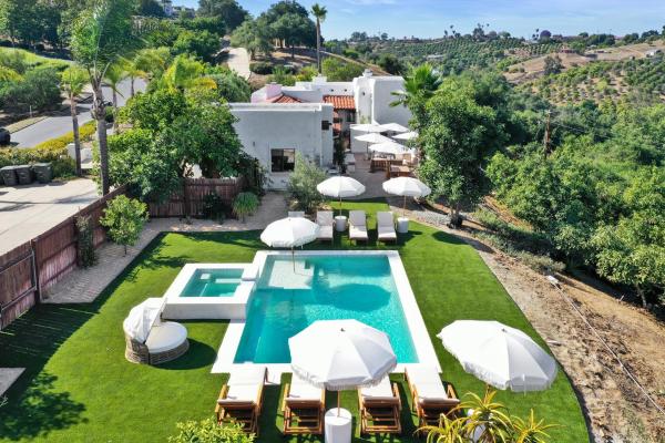 På billedet ses objektet Luxury 5 bedroom Wine Retreat Fallbrook Villa sleeps 12 beliggende i byen Bonsall.