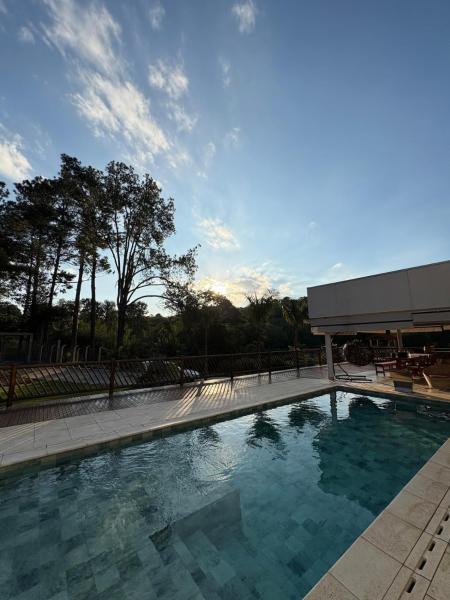 Na fotografii je vidět objekt Casa Bela campo Jarinu - perfeita para família e amigos nacházející se ve městě Jarinu.