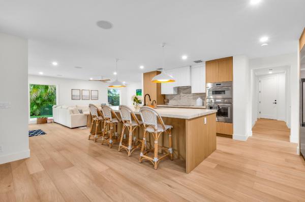 Spacious, Elegant 5 Bed, Best Pool, All New, Close to Beach and Atlantic Aveの写真3