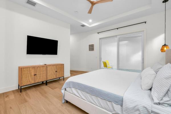 Spacious, Elegant 5 Bed, Best Pool, All New, Close to Beach and Atlantic Aveの写真6