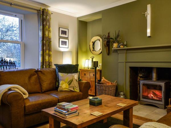 På billedet ses objektet Cotlea East Cottage beliggende i byen Alyth.
