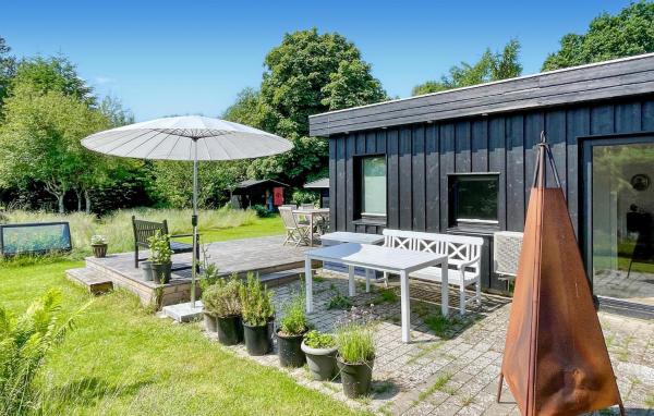Na zdjęciu widoczny jest obiekt 2 Bedroom Beautiful Home In Gilleleje położony w mieście Smidstrup.