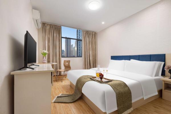 Hello Light Hotel Hankou Railway Station Flagship Store