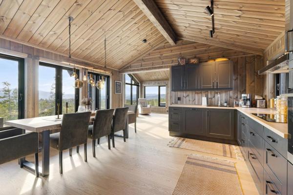 Auf dem Foto ist das Objekt Mountain Cabin With Jacuzzi Near Turufjell in der Stadt Flå zu sehen.