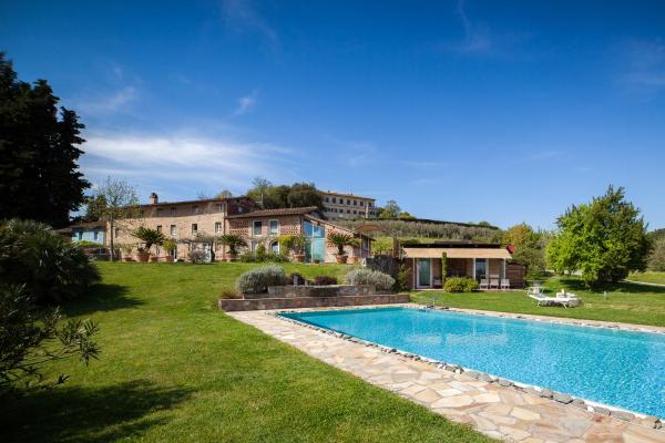 A la foto es mostra l'objecte Relais Del Lago situat a la ciutat de Capannori.