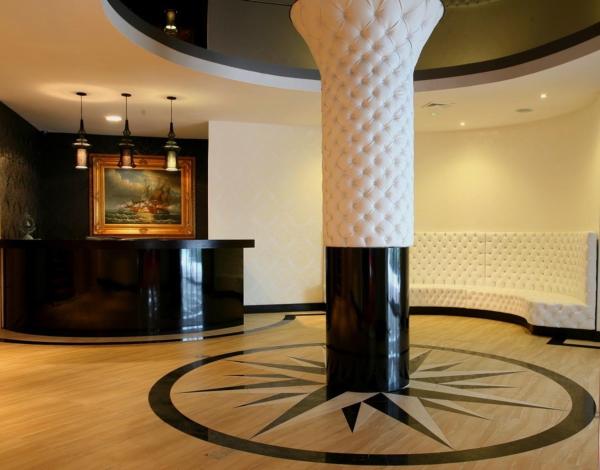写真にはビストラ市にあるHotel Czarna Perłaが写っています。