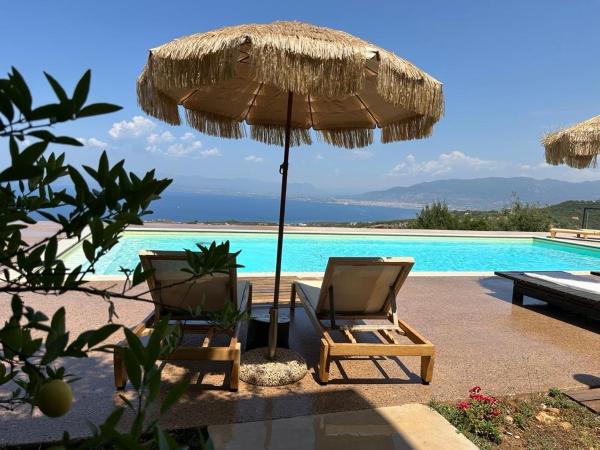 Nella foto è visibile l'oggetto Euphoria Suites situato nella città di Orovás.