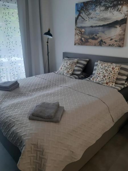 På billedet ses objektet Apartments direkt an der Ostsee beliggende i byen Międzywodzie.