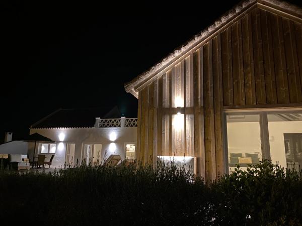 A la foto es mostra l'objecte Casa Camarinha situat a la ciutat de Carvalhal.