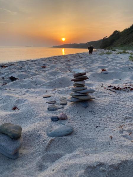 Στη φωτογραφία φαίνεται το αντικείμενο Anno 1782 Unique Romantic Glamping at the Manors Historic Barn που βρίσκεται στην πόλη Nylars.